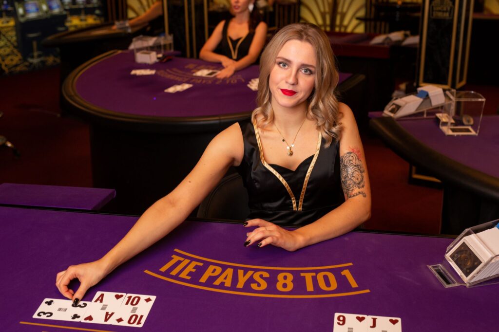 Evolution Gaming Live Baccarat Dealer Table